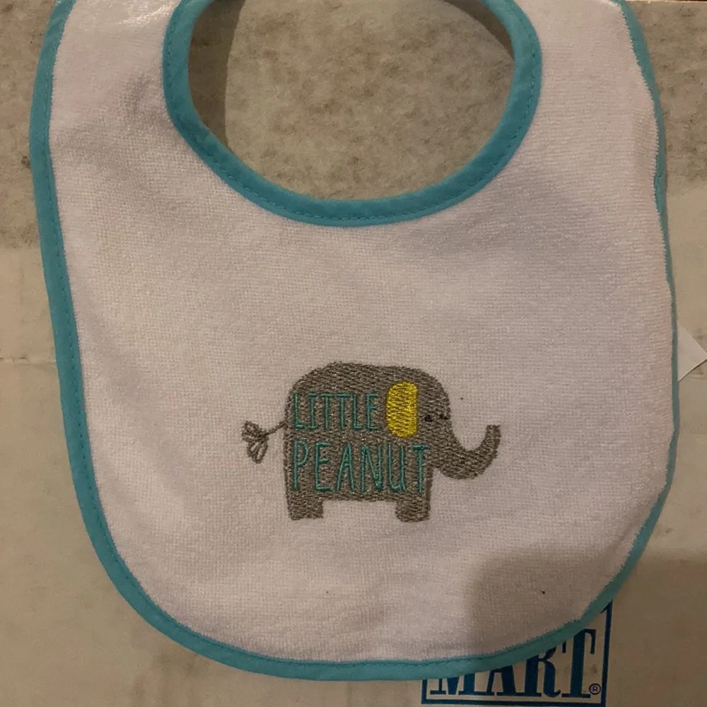 4 Baby Bibs No Stains